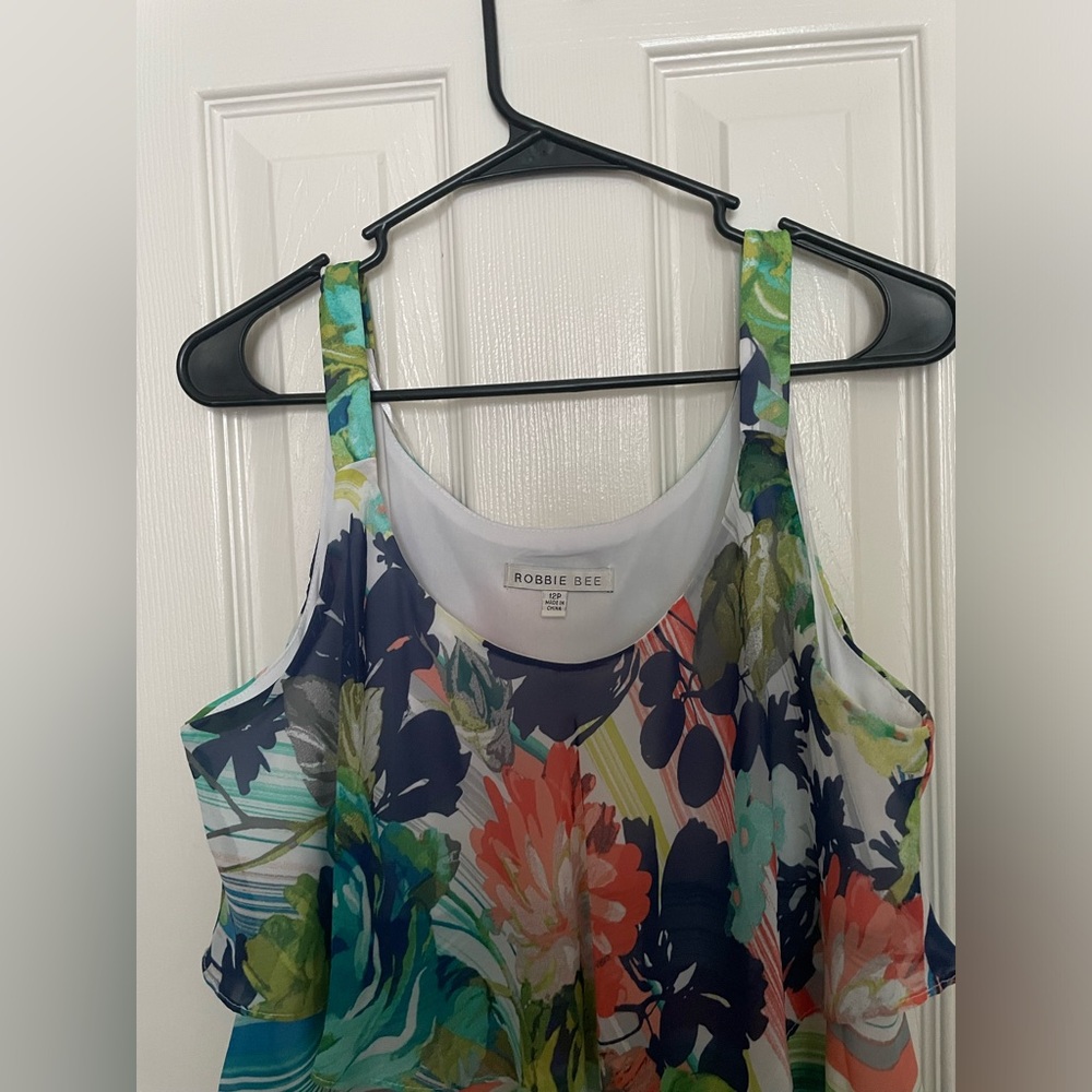 Robbie Bee, floral dress.